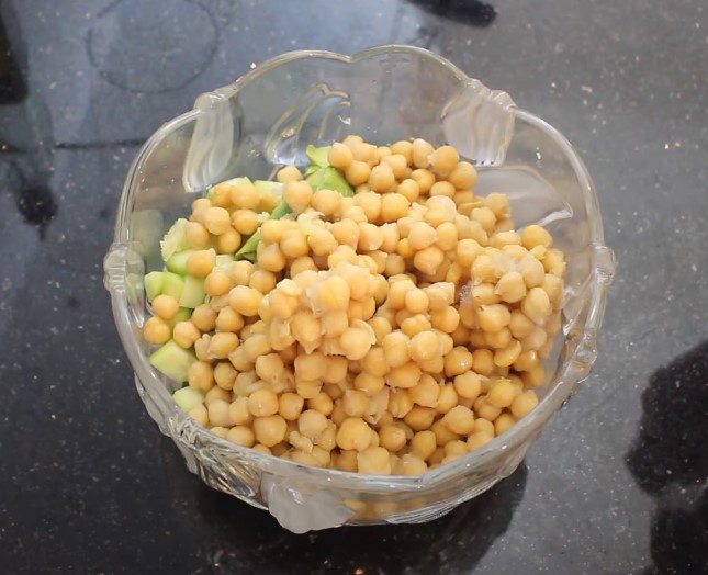 Chickpea Avocado Salad