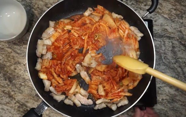 Kimchi Jjigae