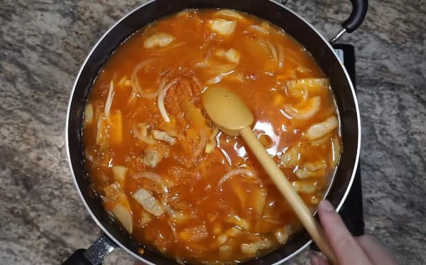 Kimchi Jjigae