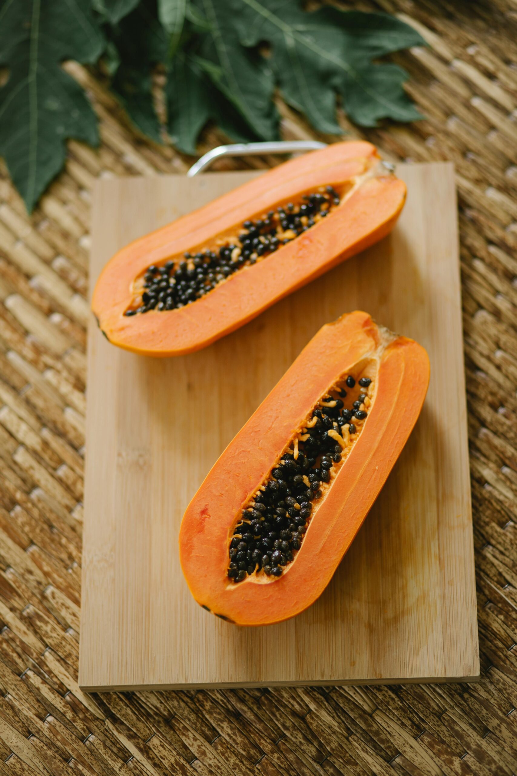 10 Health Benefits of Including Papaya in Your Daily Diet